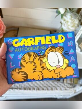 Vintage Garfield Autograph Book from the 1980s, Blank Pages Unused